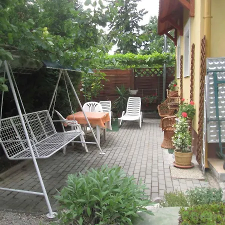 Holiday Home Gyenesdias 5 * Gyenesdiás